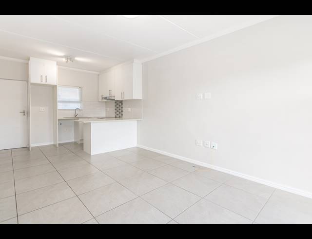 2 BEDROOM APARTMENT FOR SALE IN FLAMINGO VLEI
